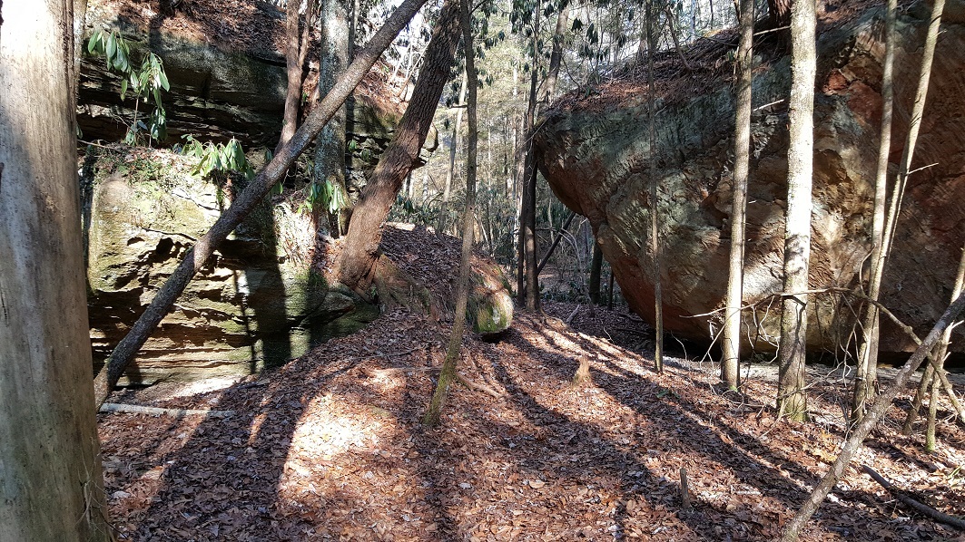 Click image for larger version

Name:	2 huge rocks.jpg
Views:	46
Size:	430.3 KB
ID:	104242