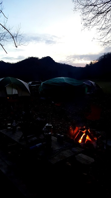 Click image for larger version

Name:	morning fire.jpg
Views:	35
Size:	52.0 KB
ID:	104267