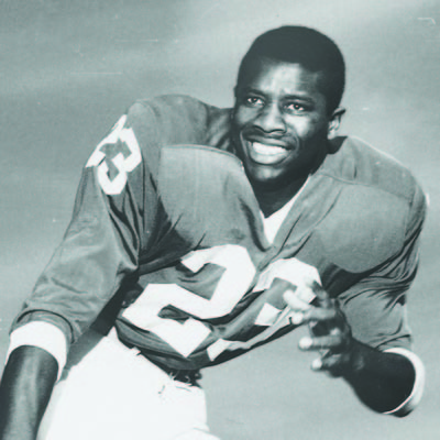 Click image for larger version

Name:	23 Nate Northington.jpg
Views:	21
Size:	74.0 KB
ID:	179388