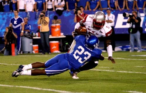 Click image for larger version

Name:	23 Shomari Moore b.jpg
Views:	62
Size:	42.4 KB
ID:	135964