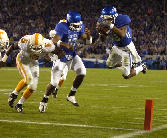 Click image for larger version

Name:	18 Randall Cobb UT c.jpg
Views:	15
Size:	228.3 KB
ID:	136467