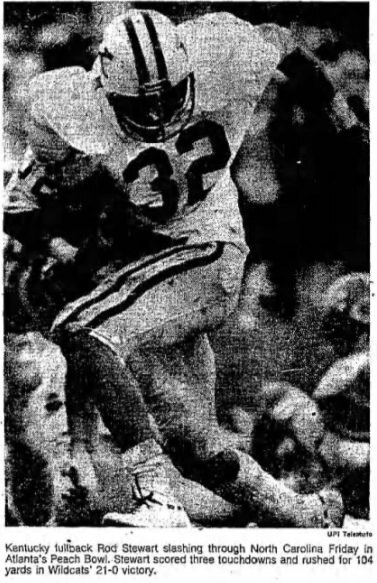 Click image for larger version

Name:	32 Rod Stewart Peach Bowl TD 2.jpg
Views:	16
Size:	71.1 KB
ID:	393443